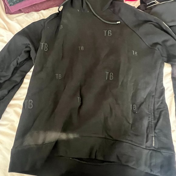 Ted Baker Yinzie black pink hooded sweatshirt size 4 like new condition! - Picture 4 of 10